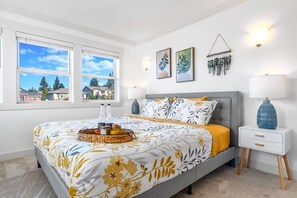 4 habitaciones, escritorio, wifi y ropa de cama