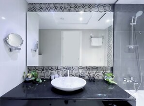 Apartment (1 Bedroom) | Bathroom -  Cozy 1b With Balcony in Business Bay (Dubai)