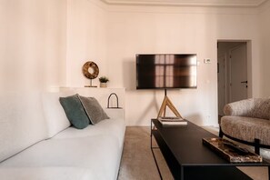 Living area - Cathedral View Apartment With Terrace (Antwerpen)