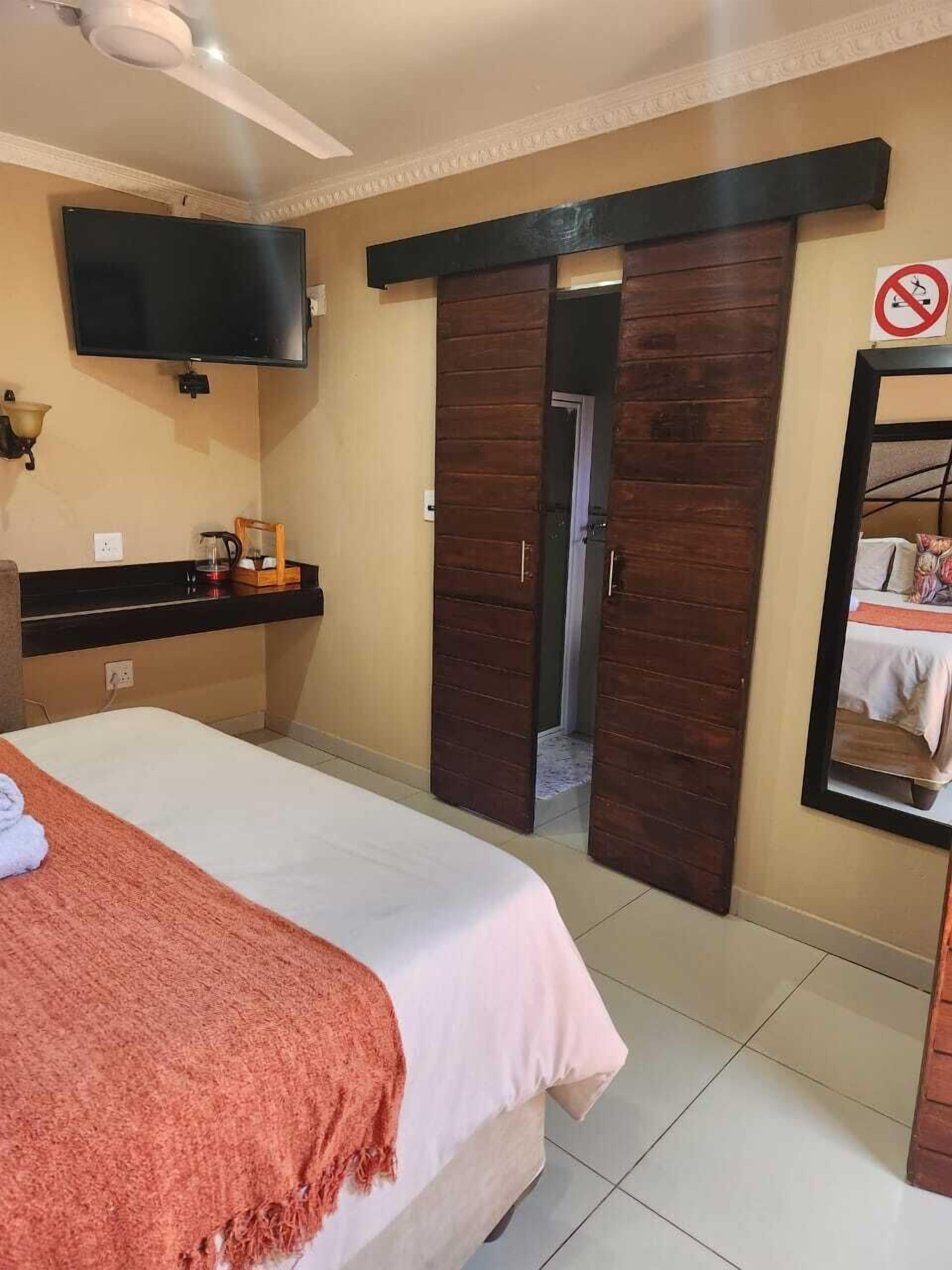 Standard Double Room, 1 Queen Bed, Non Smoking | Hypo-allergenic bedding, desk, laptop workspace