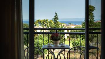 Comfort room panoramic view - Second Floor | Interior