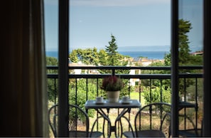 Comfort room panoramic view - Second Floor | Balcony view