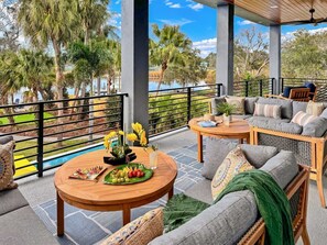 Outdoor dining - Riverfront Oasis | Pool/Spa, Fire Pit & Games (Tampa)