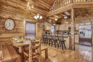 Dining - SMOKY BEAR MANOR - 5 Bedrooms! (Sevierville)