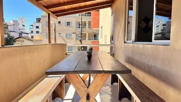 Apartment | Outdoor dining