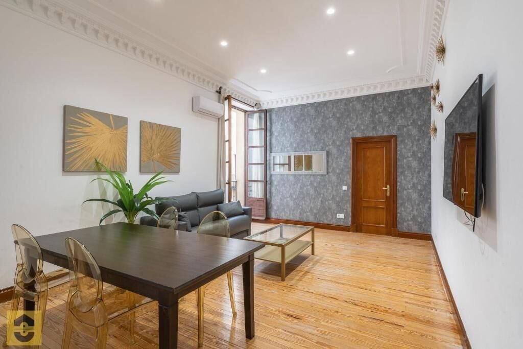 Apartamento 1 dormitorio 4 personas | Woonruimte | Een 55-inch smart-tv met satellietzenders