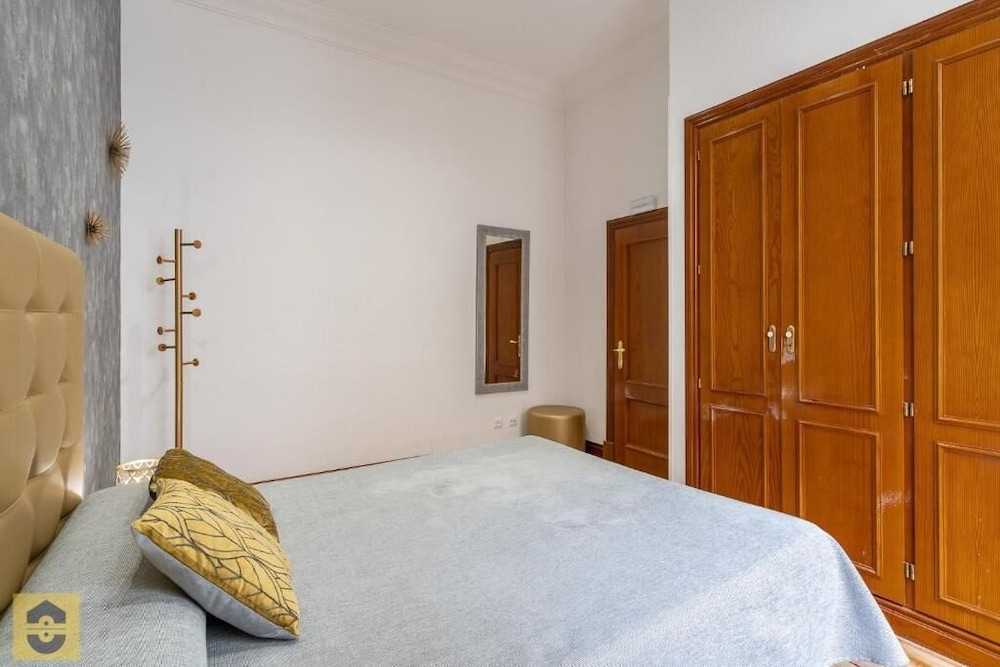 LOFTS Puerta del SOL