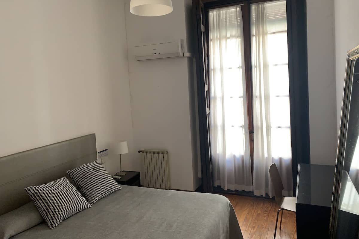 Apartamento 1 Dormitorio 3 Personas | 1 slaapkamer, hypoallergeen beddengoed, een kluis op de kamer