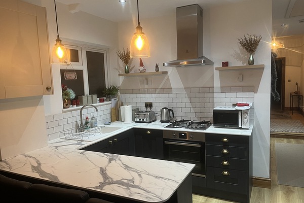 Fridge, dishwasher, electric kettle, toaster