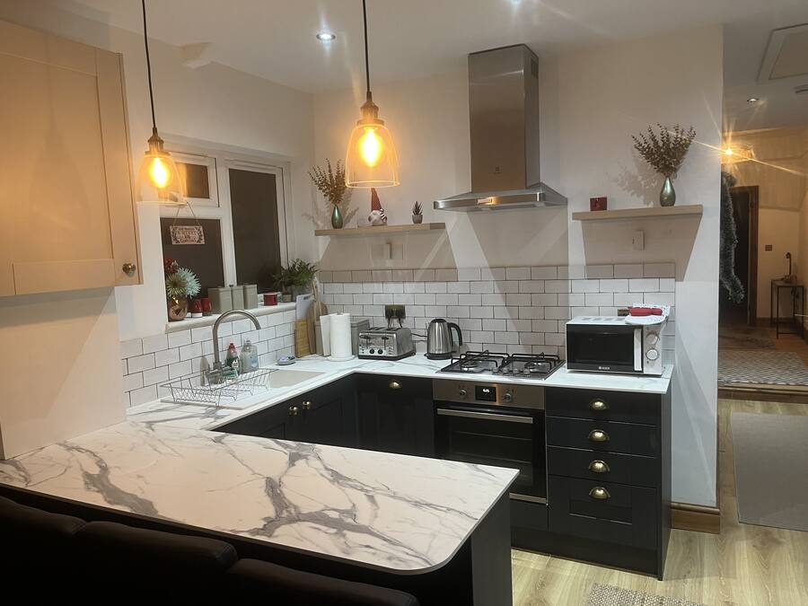 Fridge, dishwasher, electric kettle, toaster