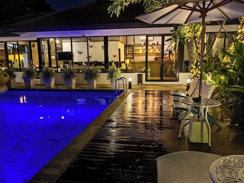 Sannot Riverside Boutique Hotel