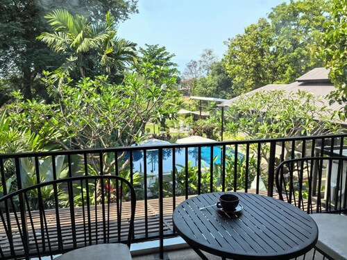 Sannot Riverside Boutique Hotel