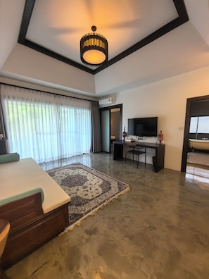 ملاءات من القطن المصري وأغطية فراش متميزة وألحفة محشوة بالريش