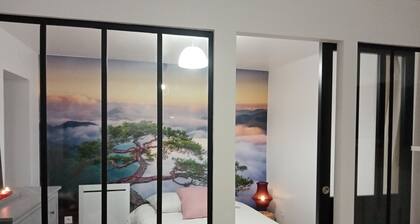 Maison de bourg au centre de Montferrand avec café, thé offert