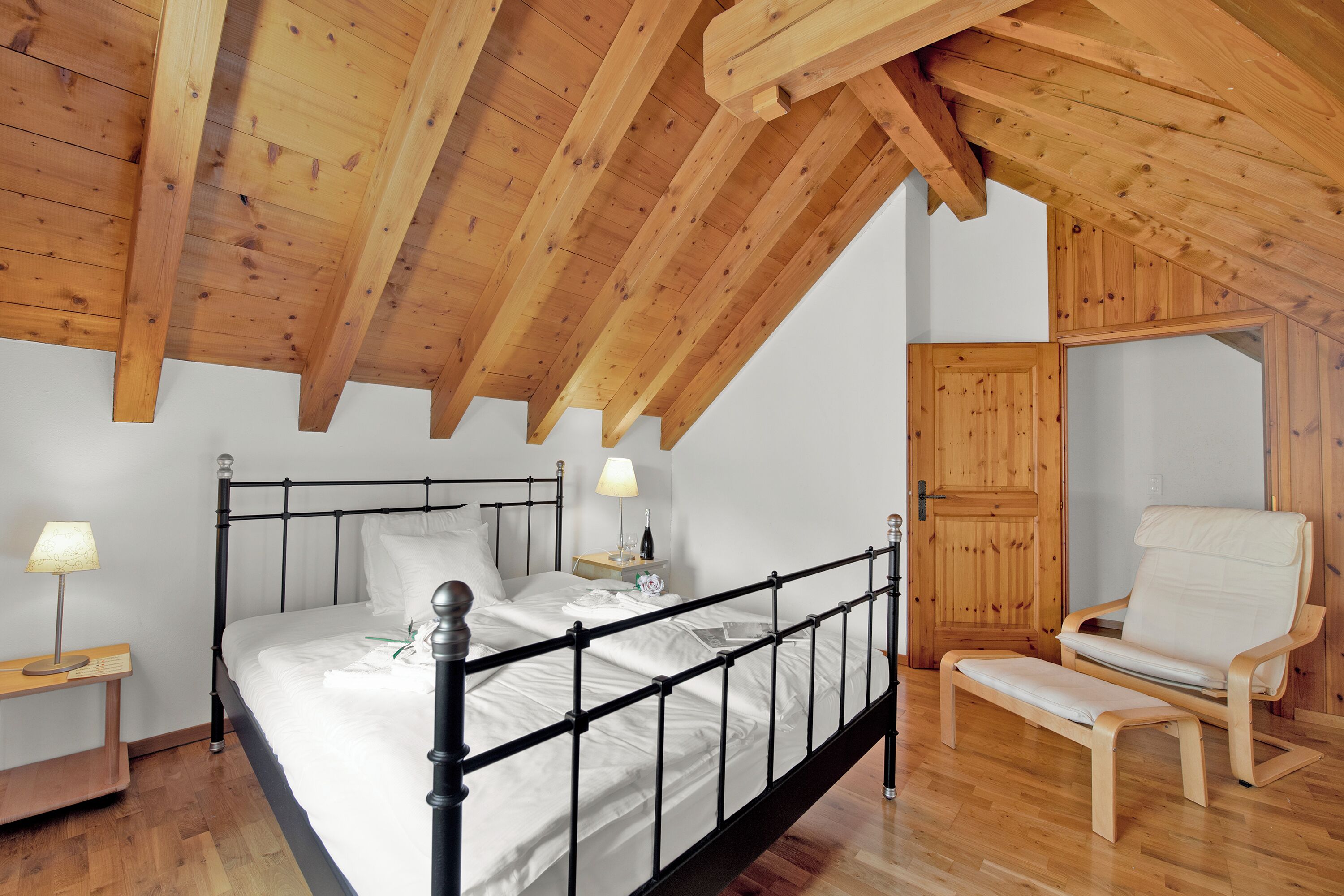 Standard-Chalet, Mehrere Schlafzimmer, 2 Bäder, Bergseite (Rustico Esterina)
