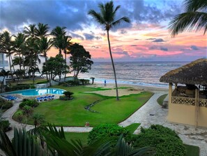 Outdoor pool - KiteBeach Oceanfront Groundfloor Studio (Cabarete)