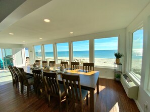 Dining - July 4 Wk Reduced! Beachfront in Surfside Shores (Gulf Shores)
