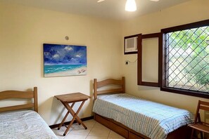 4 Schlafzimmer, Bügeleisen/Bügelbrett, WLAN, Bettwäsche