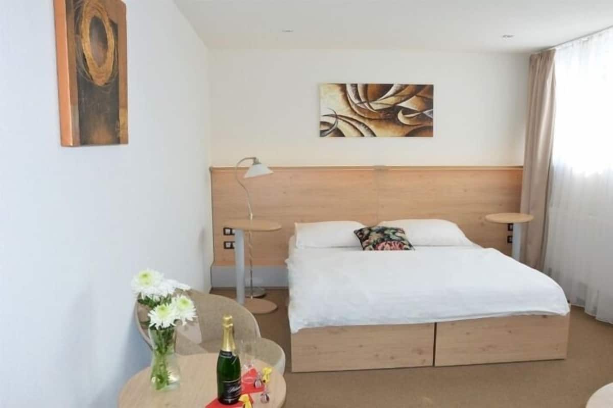 Departamento familiar | Minibar, wifi gratis y ropa de cama