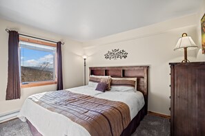 2 habitaciones, acceso a internet y ropa de cama 