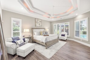 3 dormitorios, escritorio, tabla de planchar con plancha y wifi