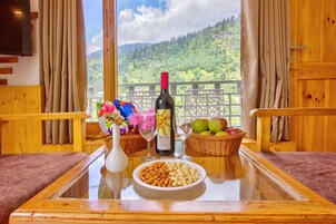 42-inch Smart TV with satellite channels, books