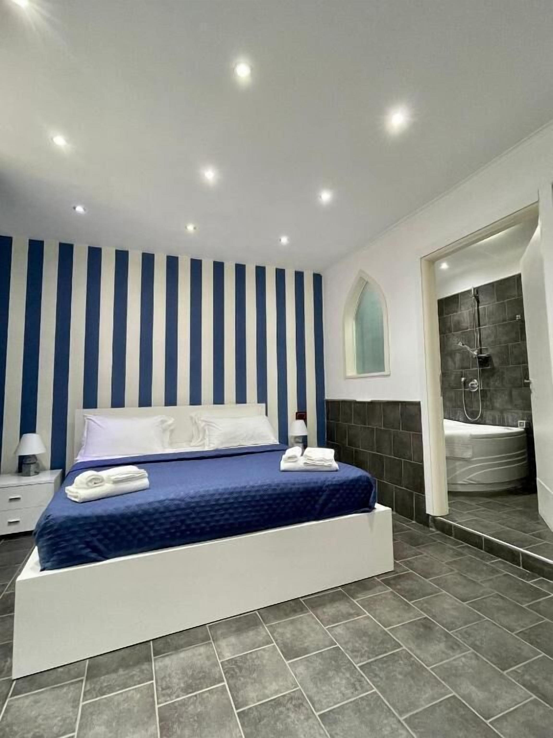 Foto - Yacht Club Angioino