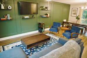 Smart TV - Walking distance to Downtown Southern Pines and close to Pinehurst Golf Courses. (Southern Pines)