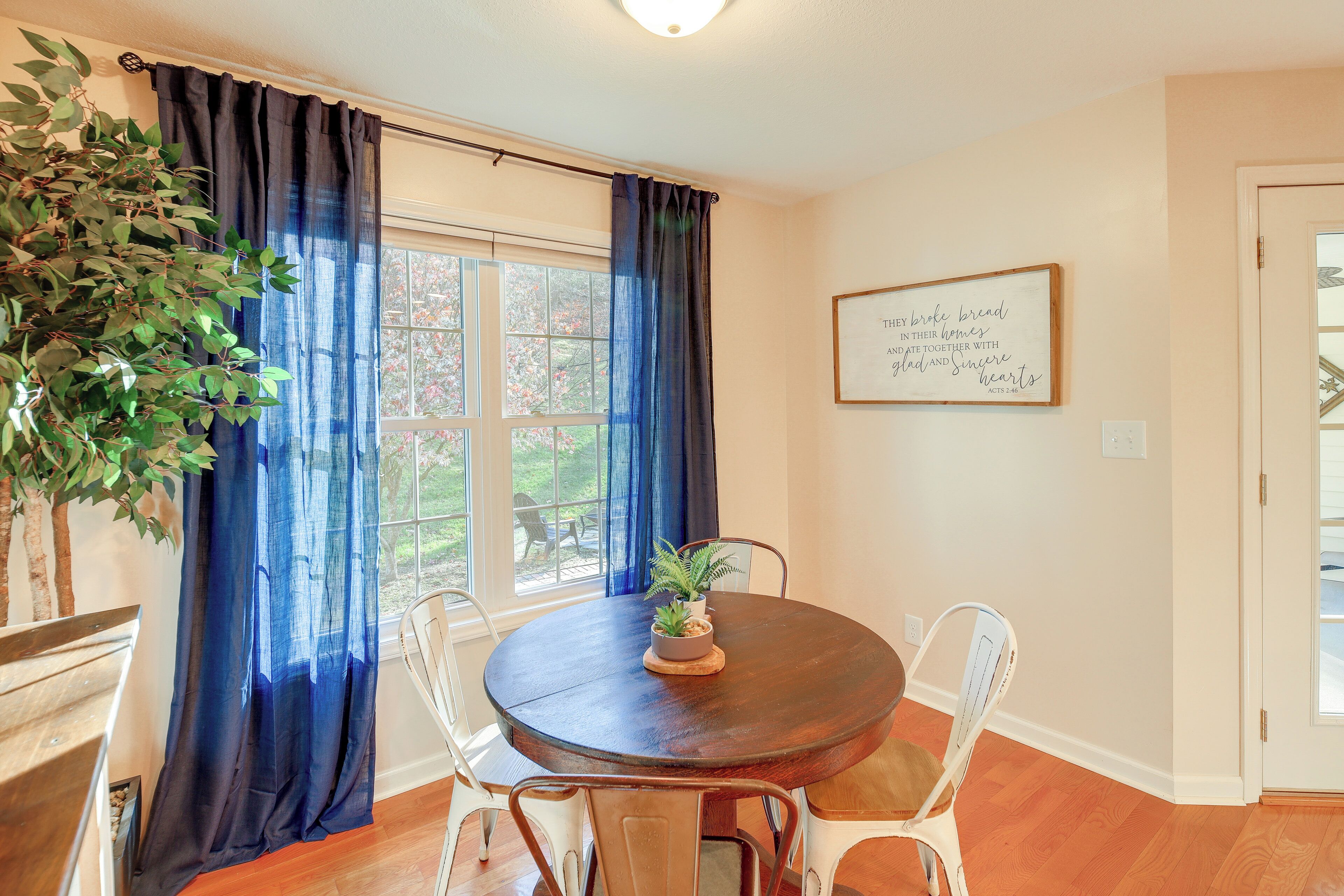 Nhà (3 Bedrooms) | Nội thất