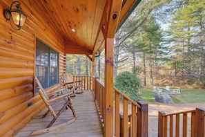 House (3 Bedrooms) | Interior - On-site Waterfall! Cabin Near Blue Ridge Pkwy (Ennice)