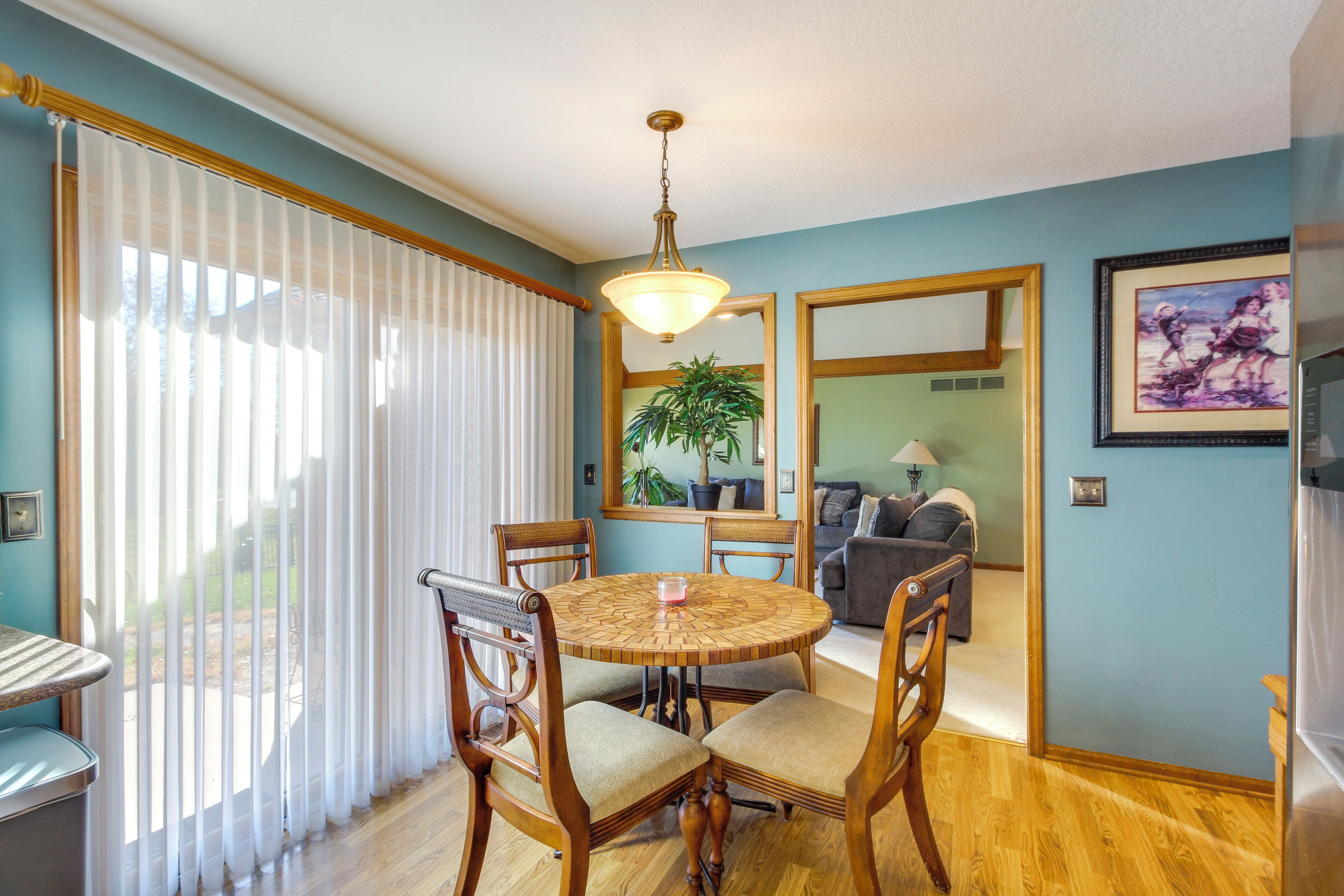 House (4 Bedrooms) | Interior