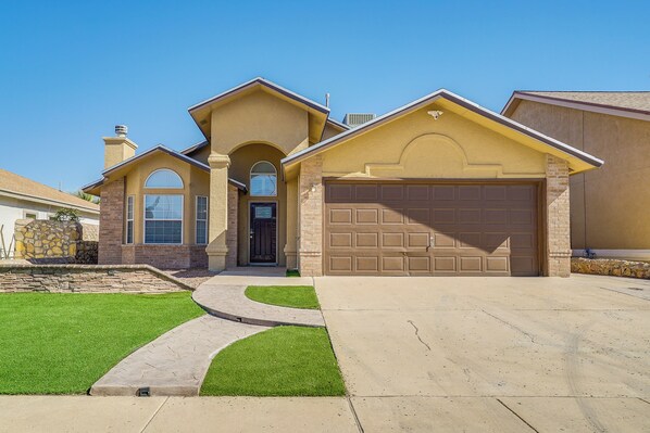 Nhà (3 Bedrooms) | Mặt tiền nơi lưu trú