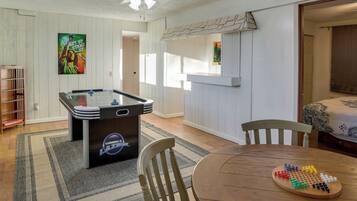 Nhà (3 Bedrooms) | Nội thất