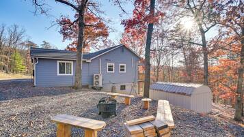 House (3 Bedrooms) | Property grounds