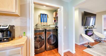 Serene Springfield Retreat on 6 Acres w/ Hot Tub!