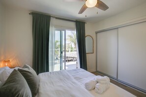 Ev (3 Bedrooms) | İç mekân