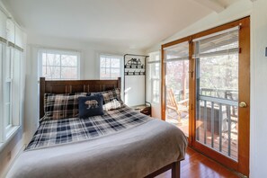 Apartment (0 Bedroom) | Interior