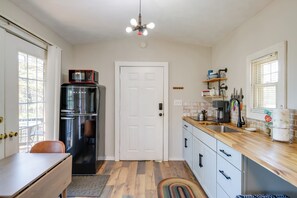 Apartment (0 Bedroom) | Interior - Cozy Hope Cabin Vacation Rental in Cosby w/ View (Cosby)