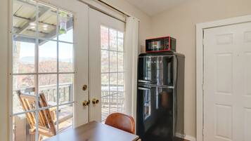 Apartment (0 Bedroom) | Interior