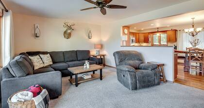 Pet-friendly Tomahawk Home: Deck & Private Hot Tub