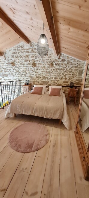 1 Schlafzimmer, Bügeleisen/Bügelbrett, Reisekinderbett, kostenloses WLAN