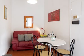 Standard Apartment | Living area