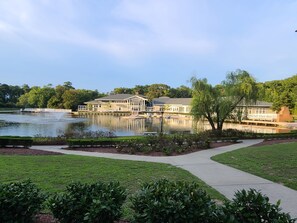 Property grounds - Kitty Hawk Condo only available week 33 of 2024 (Kitty Hawk)