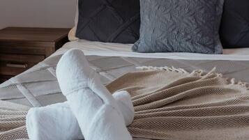 4 chambres, fer et planche à repasser, accès Internet, draps fournis