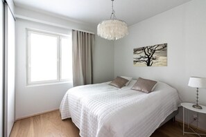 2 dormitorios, tabla de planchar con plancha, wifi y ropa de cama