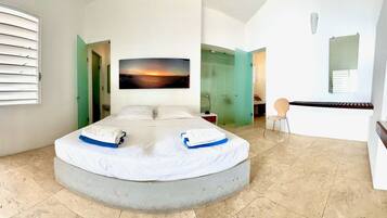 2 bedrooms, internet, bed sheets
