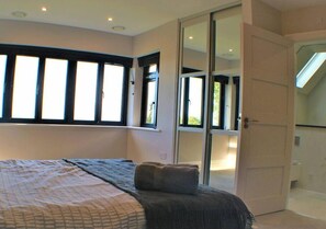 3 Schlafzimmer, Bügeleisen/Bügelbrett, Reisekinderbett, Internetzugang