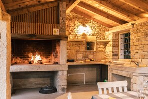 Dining - Peaceful Istrian villa with pool ideal for a romantic gateway or family vacation (Momjan)