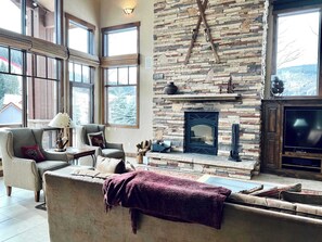 TV, fireplace, offices - Ski-In/Out 5 BR House at Copper Mtn (Frisco)
