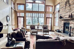 TV, fireplace, offices - Ski-In/Out 5 BR House at Copper Mtn (Frisco)